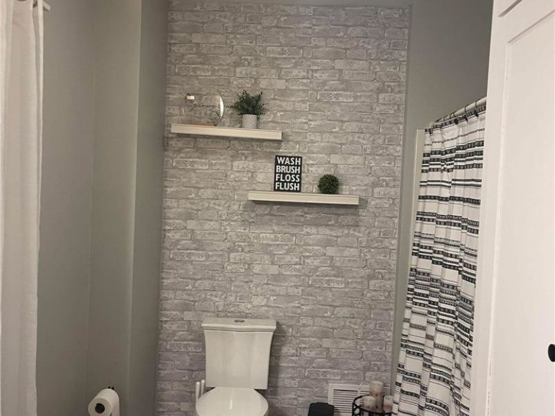 116 W Platt Street , West Lafayette, OH 43845 Photo 18