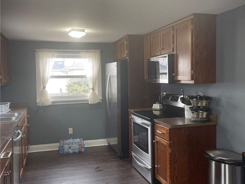 116 W Platt Street , West Lafayette, OH 43845 Photo 8