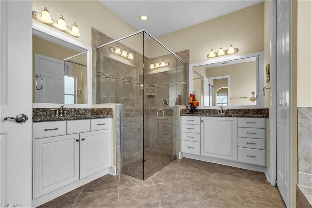 10555 Carena Cir, Fort Myers, FL 33913 Photo