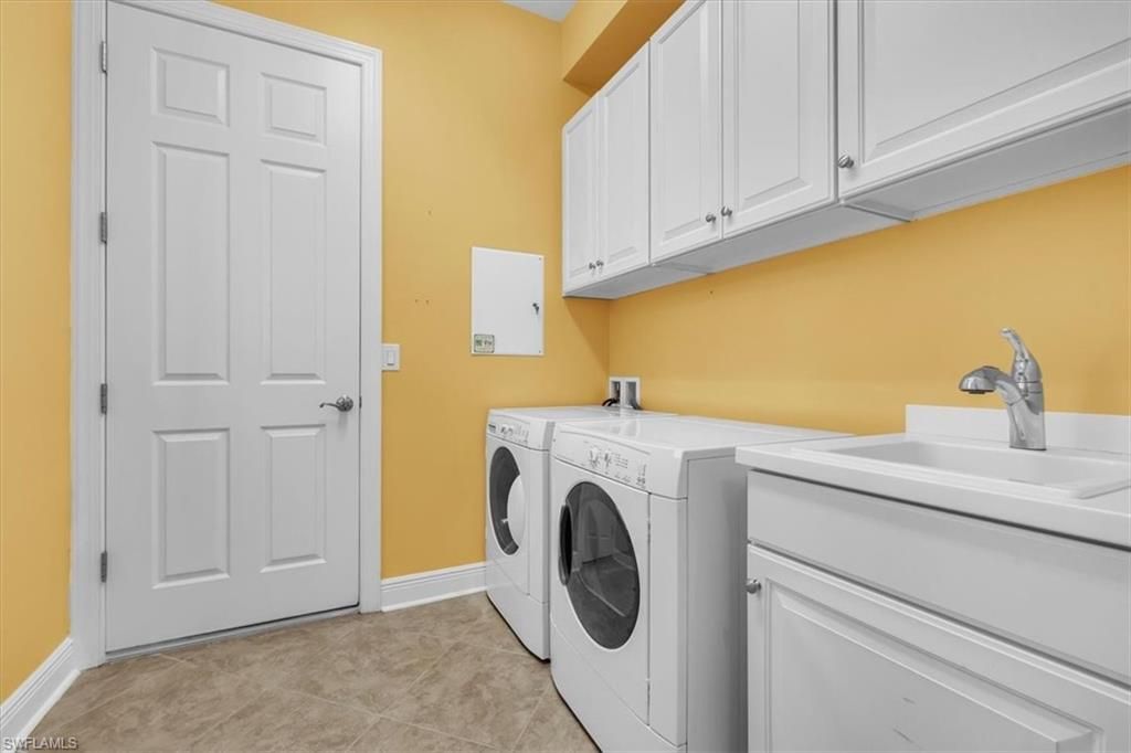 10555 Carena Cir, Fort Myers, FL 33913 Photo