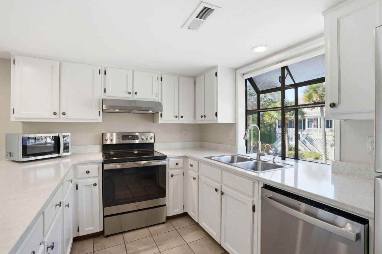 798 Summerwind Circle Photo 4