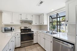 798 Summerwind Circle photo 4