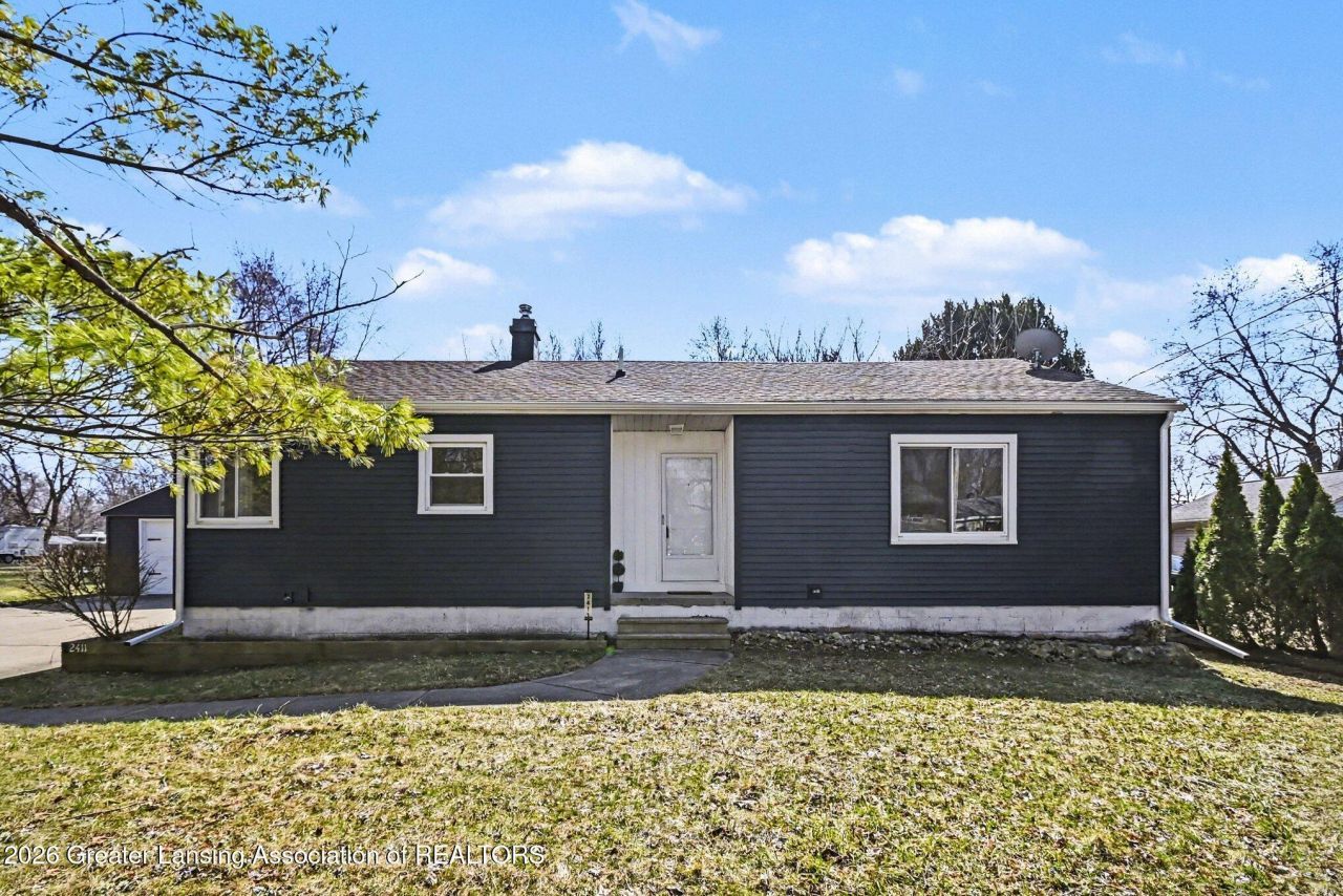 2411 Bliesener Street, Lansing, MI 48911 Main Photo