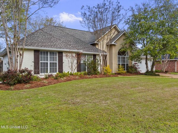 343 Avalon Way, Brandon, MS 39047