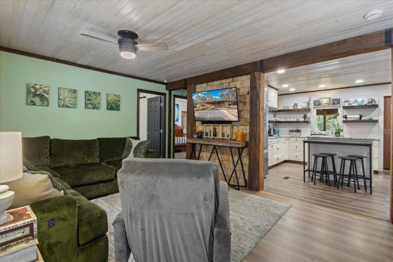 5850 NW 50th Street , Bell, FL 32619 Photo