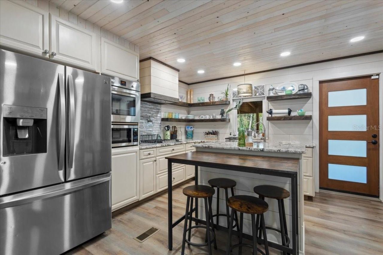 5850 NW 50th Street , Bell, FL 32619 Photo