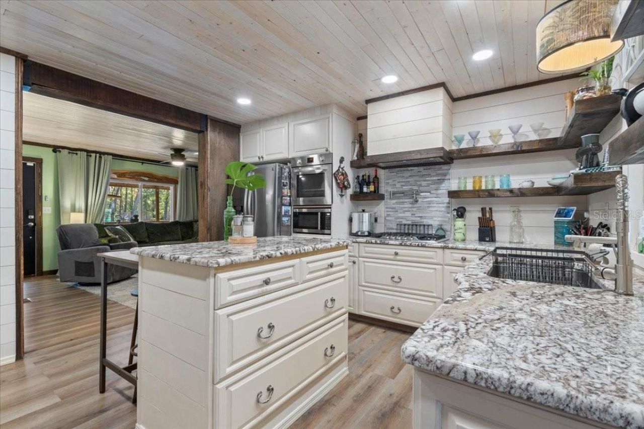 5850 NW 50th Street , Bell, FL 32619 Photo