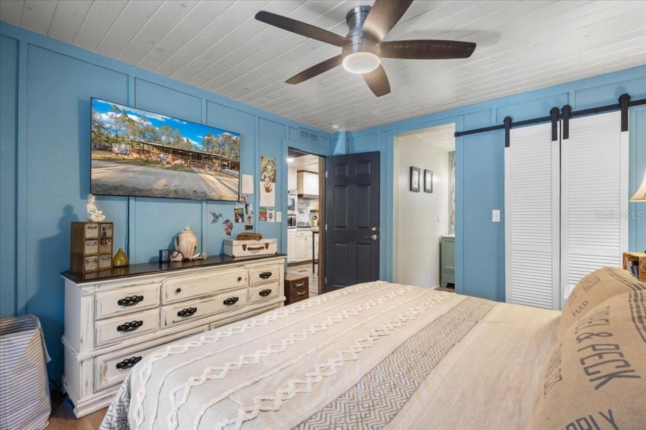 5850 NW 50th Street , Bell, FL 32619 Photo