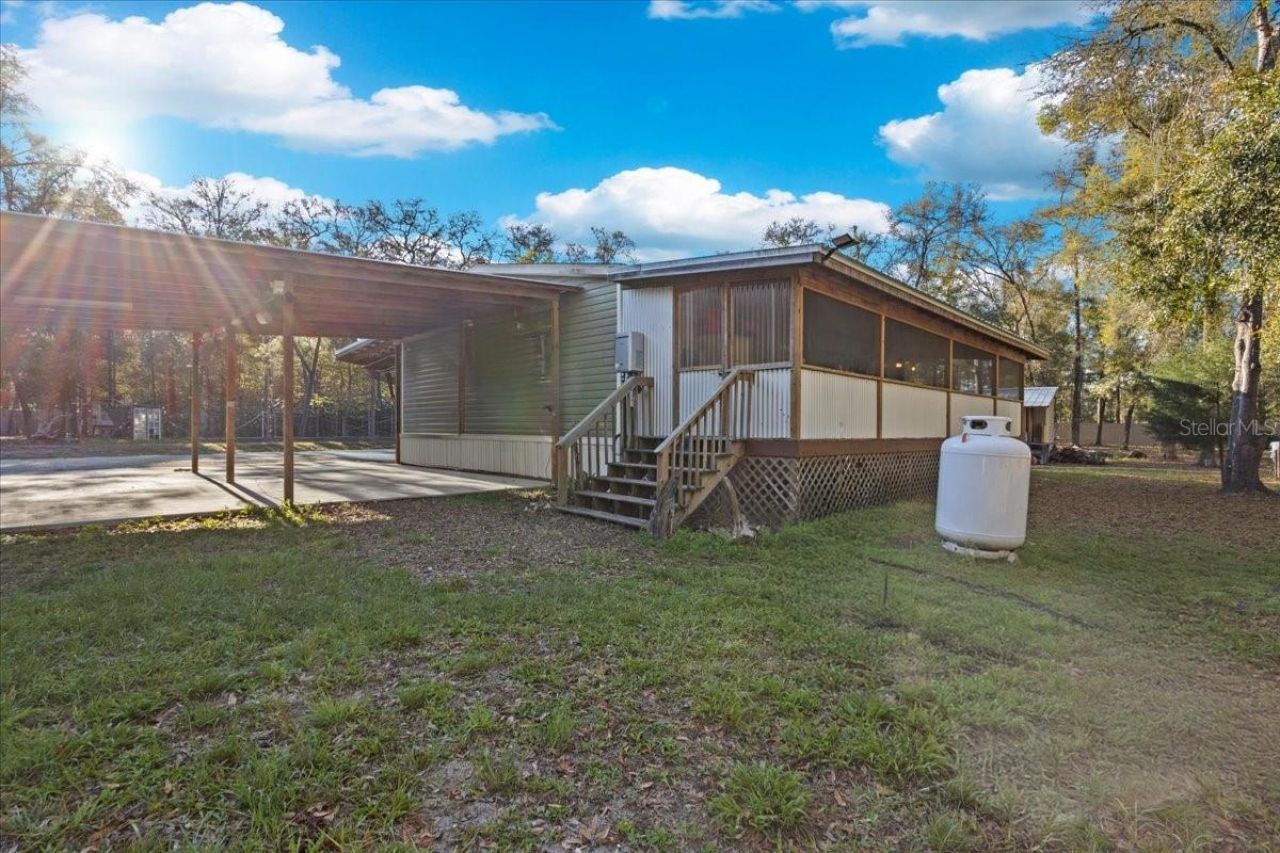 5850 NW 50th Street , Bell, FL 32619 Photo