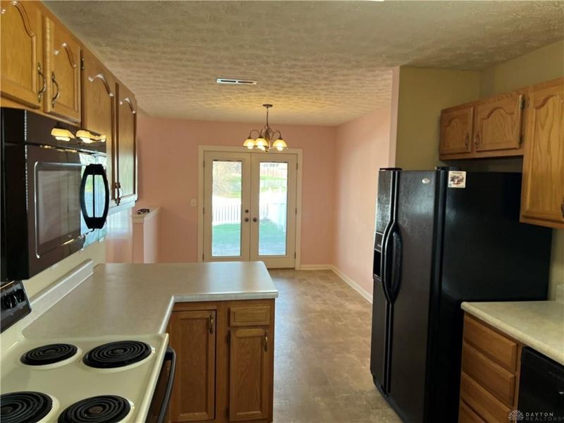 4271 Coach Light Trail, Dayton, OH 45424 Photo 11