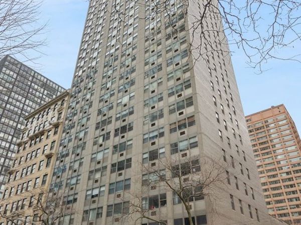 253 E Delaware Place , Unit 21G, Chicago, IL 60611