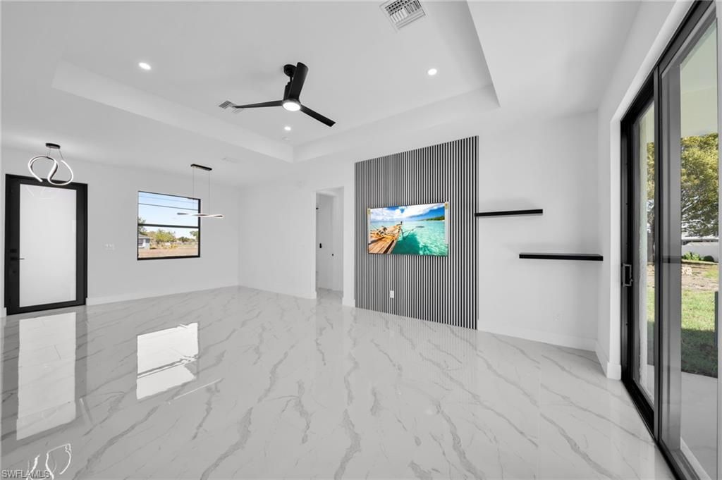 921 Chiquita Blvd N, Cape Coral, FL 33993 Photo