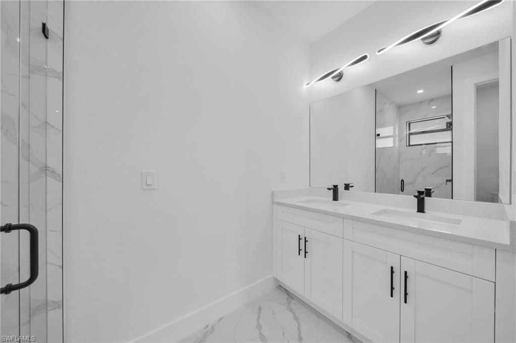 921 Chiquita Blvd N, Cape Coral, FL 33993 Photo