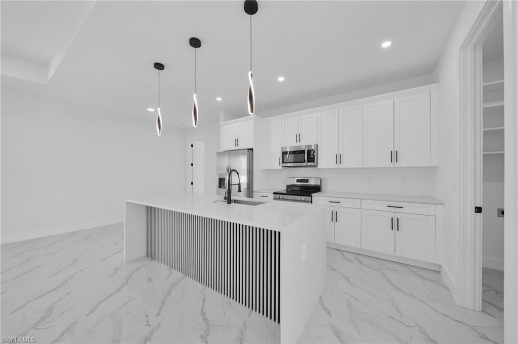 921 Chiquita Blvd N, Cape Coral, FL 33993 Photo