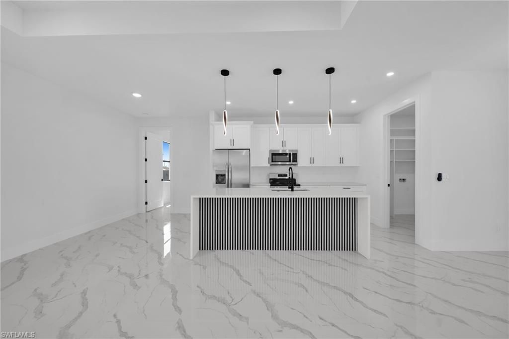 921 Chiquita Blvd N, Cape Coral, FL 33993 Photo