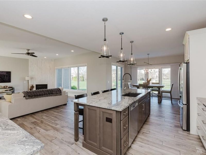 10957 Shallow Creek Court, Washington Township, OH 45458 Photo 17