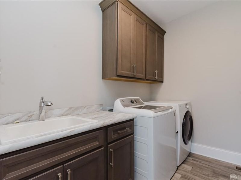 10957 Shallow Creek Court, Washington Township, OH 45458 Photo 23