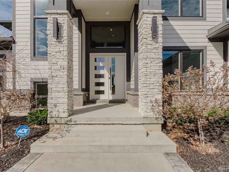 10957 Shallow Creek Court, Washington Township, OH 45458 Photo 4