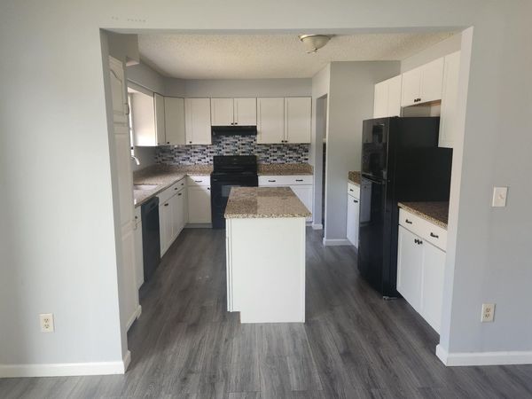 822 Ronson Avenue , Columbus, OH 43230