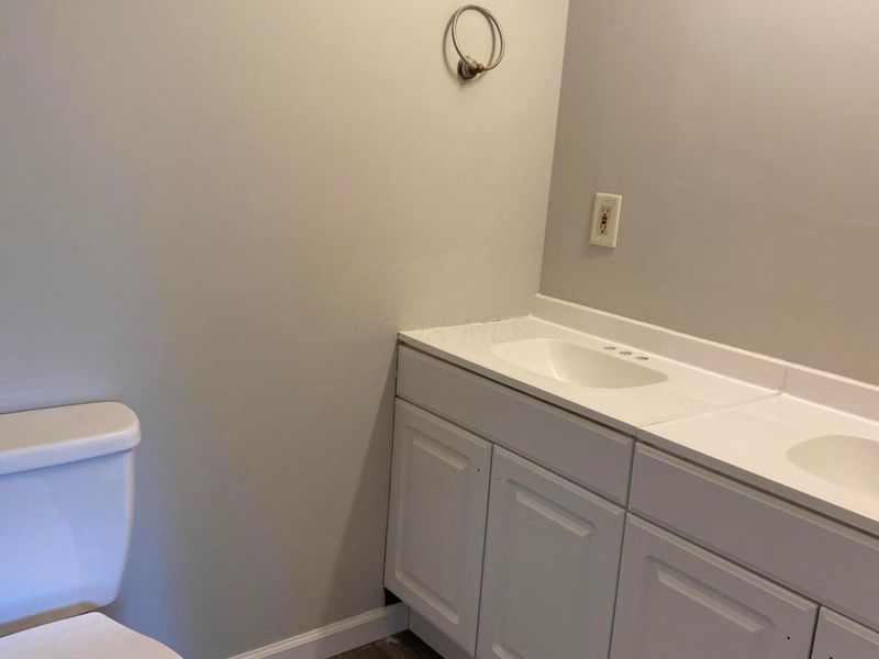 822 Ronson Avenue , Columbus, OH 43230 Photo 15