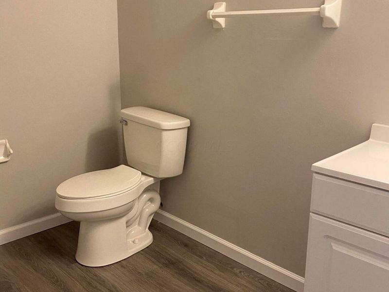 822 Ronson Avenue , Columbus, OH 43230 Photo 16