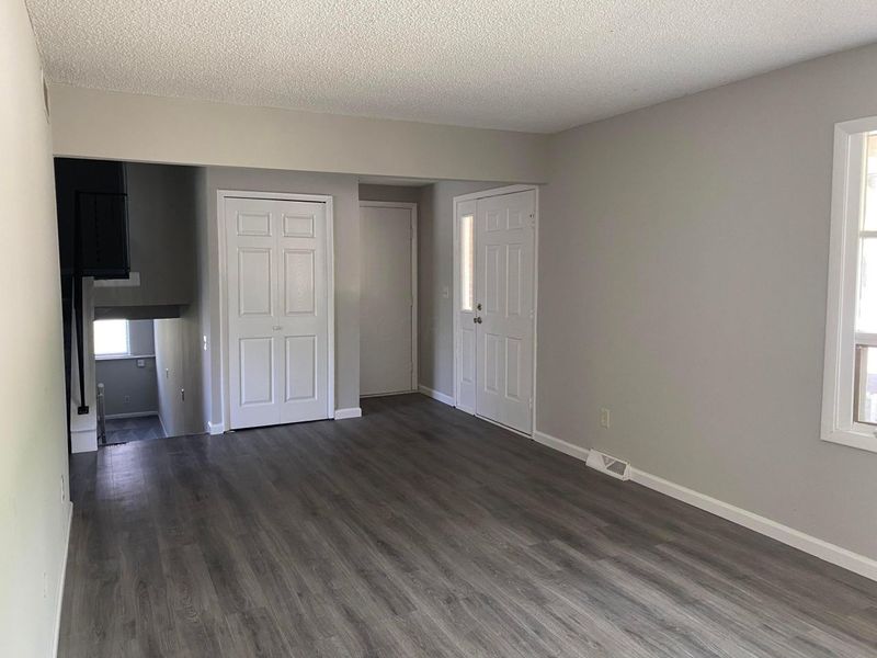 822 Ronson Avenue , Columbus, OH 43230 Photo 17