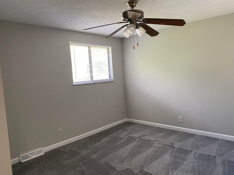 822 Ronson Avenue , Columbus, OH 43230 Photo 18