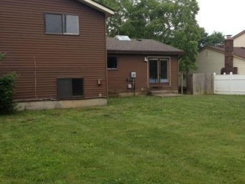 822 Ronson Avenue , Columbus, OH 43230 Photo 3