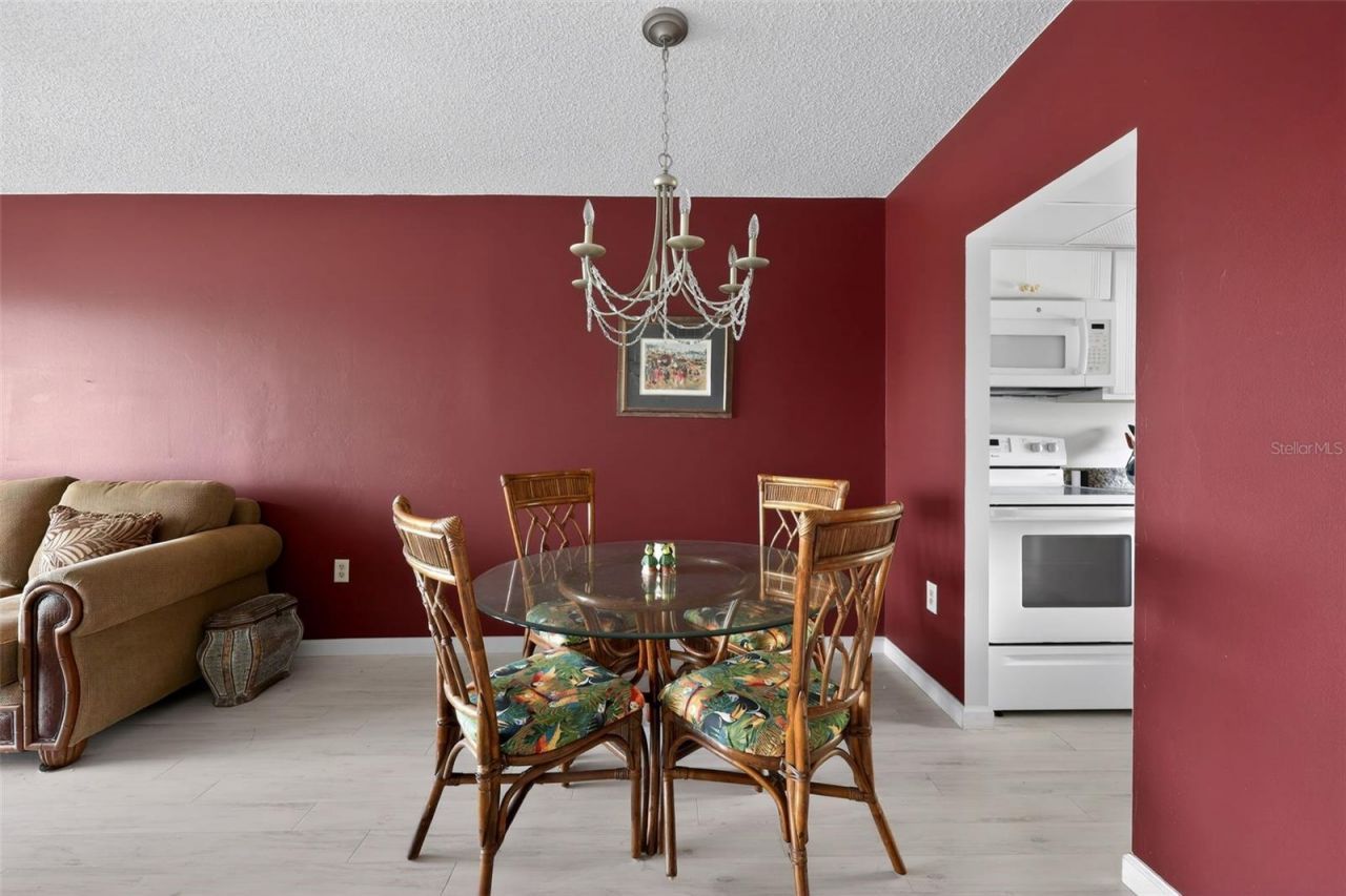 8051 N Sunrise Lakes Drive, Unit 307, Sunrise, FL 33322 Photo