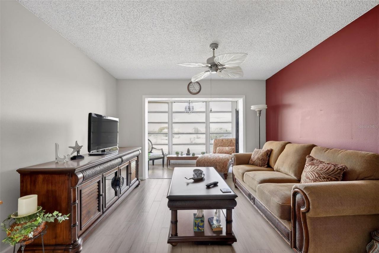 8051 N Sunrise Lakes Drive, Unit 307, Sunrise, FL 33322 Photo