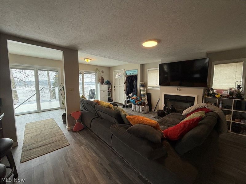 1376 Catherine Avenue Extension, Lakemore, OH 44250 Photo 9