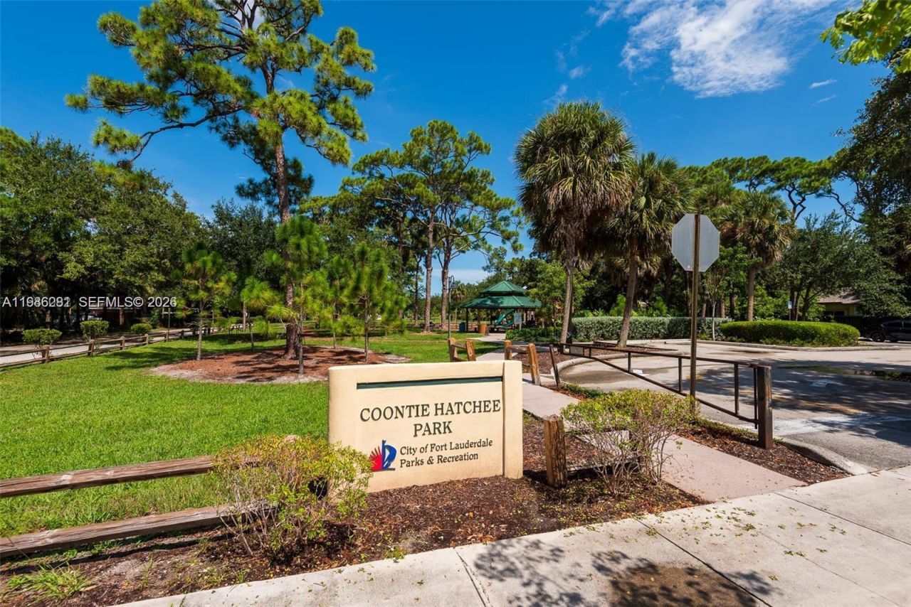 1716 SW 12th Ct, Fort Lauderdale, FL 33312 Photo