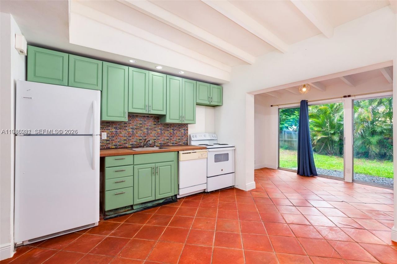 1716 SW 12th Ct, Fort Lauderdale, FL 33312 Photo