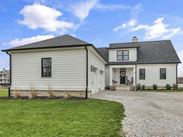 11725 McMurray Way, Thornville, OH 43076