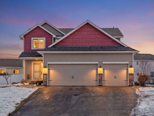21421 Hytrail Circle, Lakeville, MN 55044