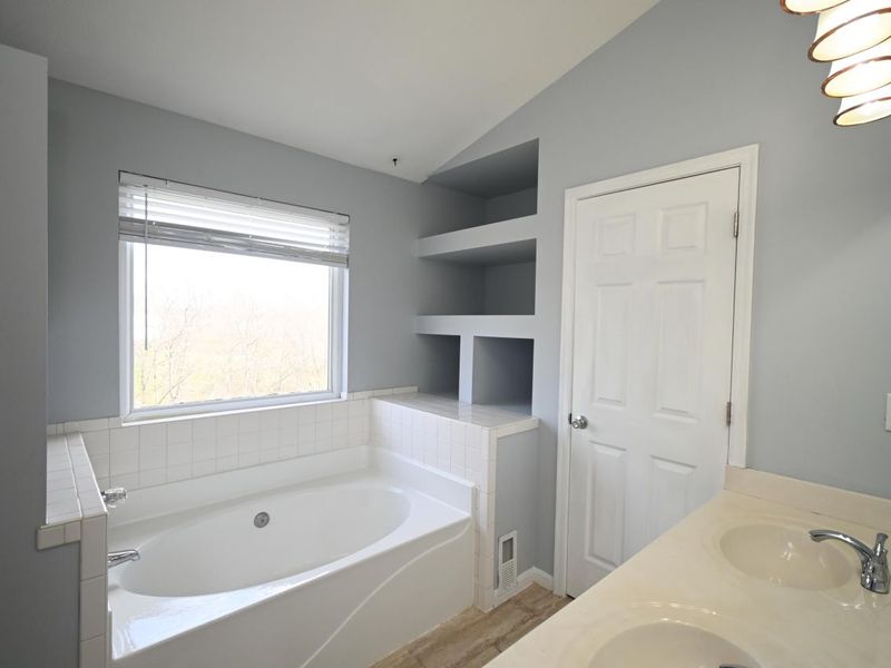 2072 Crown Vetch Drive, Independence, KY 41051 Photo 9