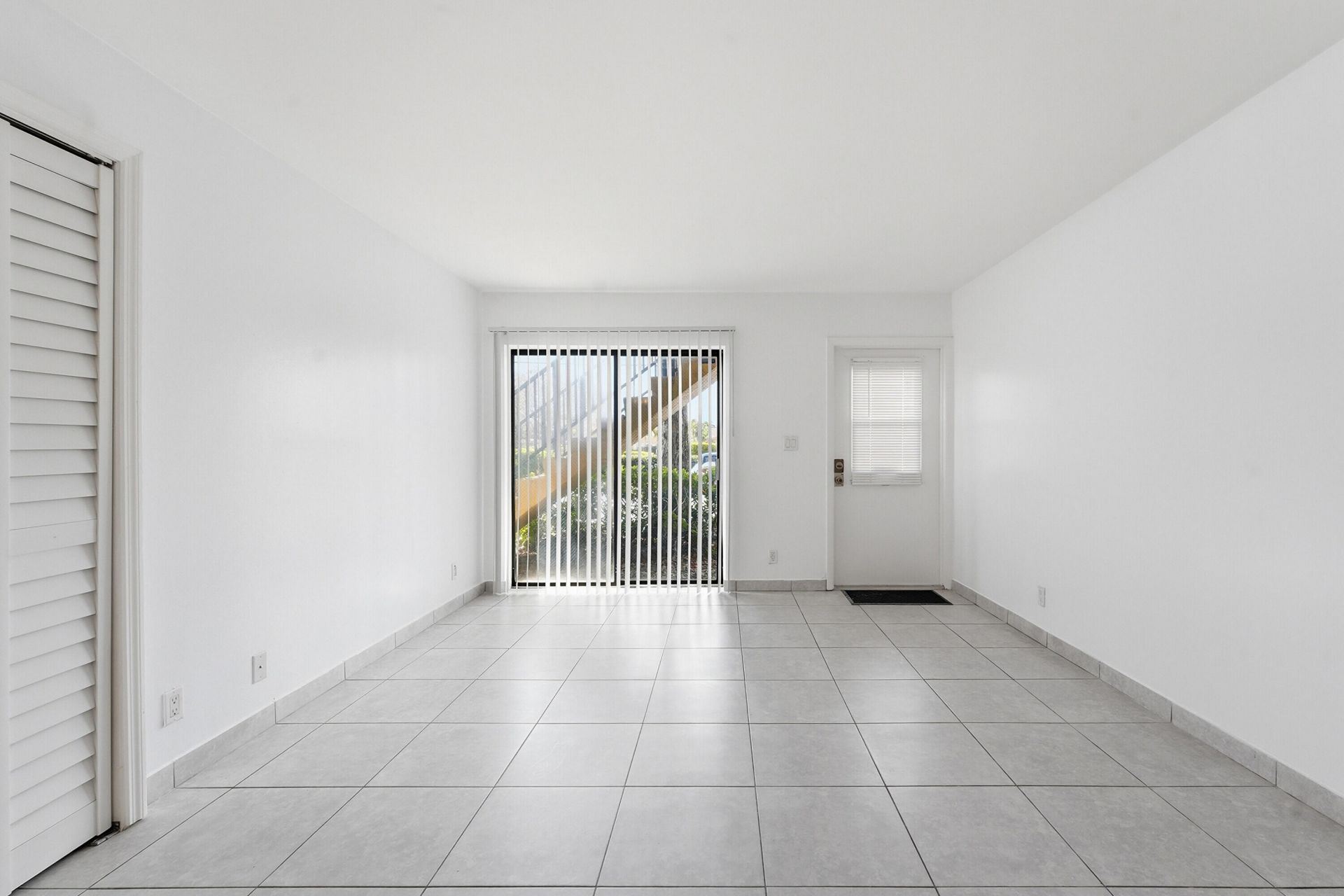 2671 Riverside Drive, Unit 1, Coral Springs, FL 33065 Photo