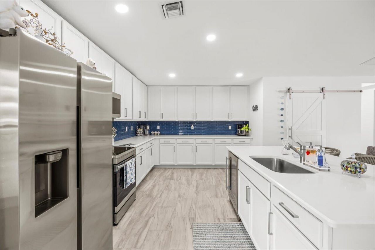 8607 SW 7th Lane, Okeechobee, FL 34974 Photo