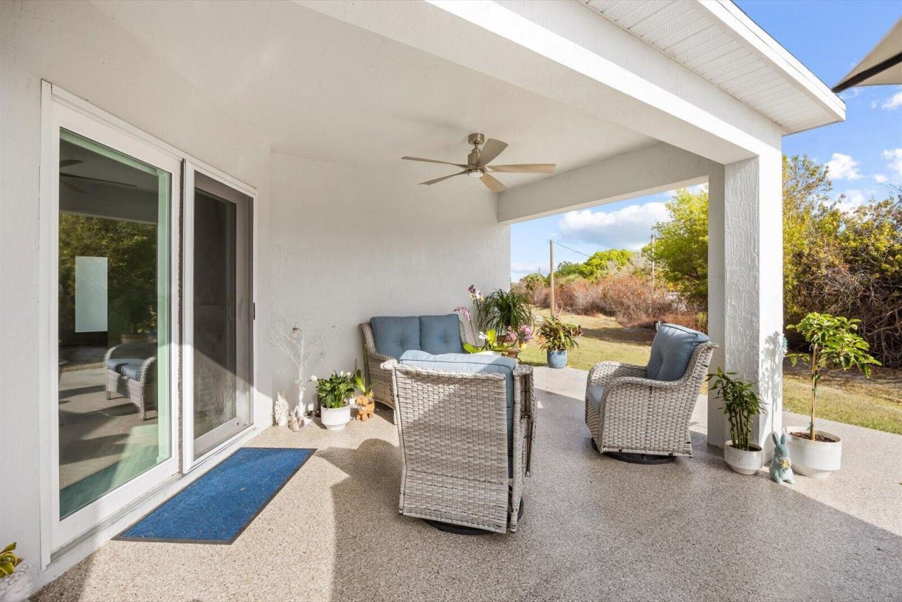 8607 SW 7th Lane, Okeechobee, FL 34974 Photo