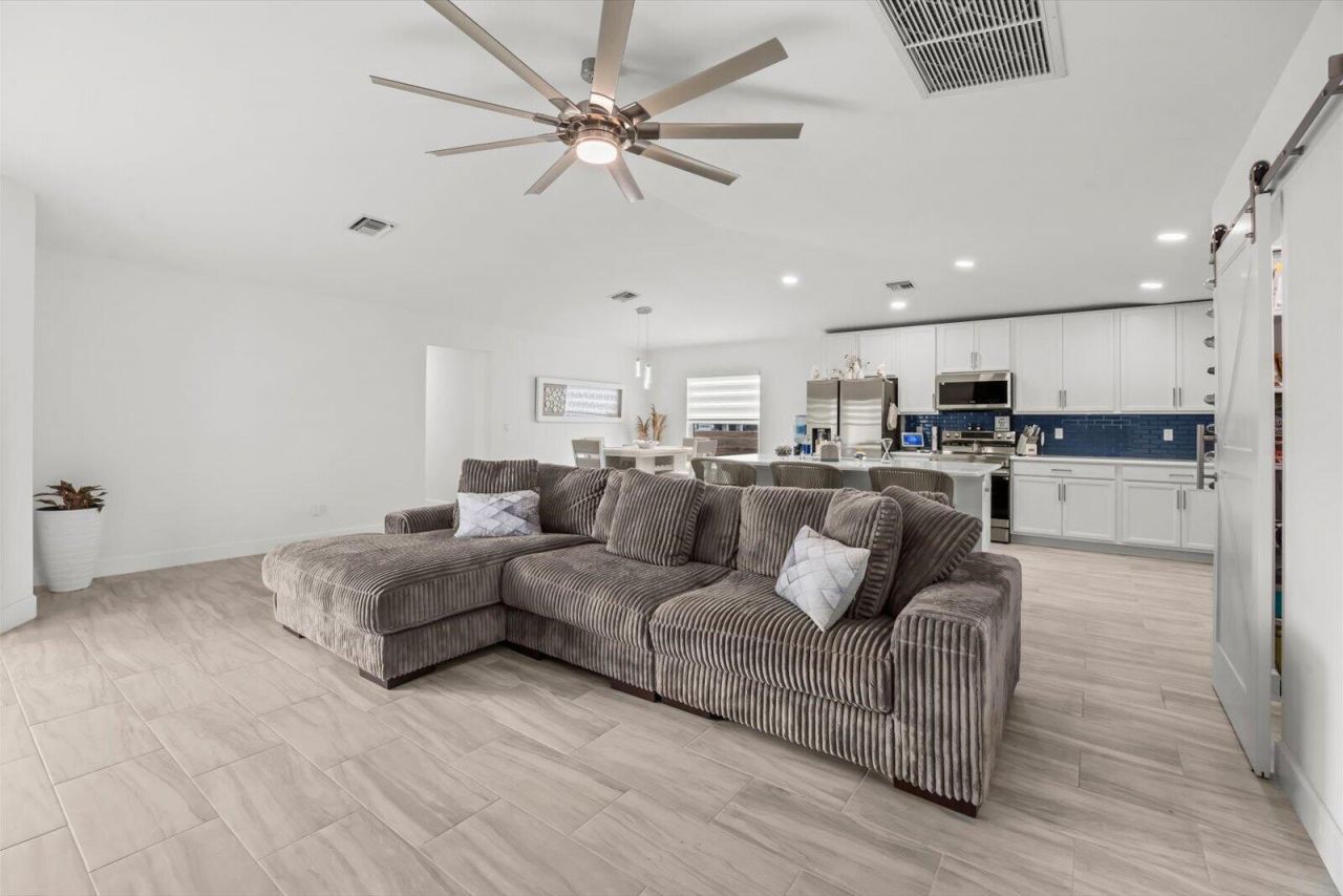 8607 SW 7th Lane, Okeechobee, FL 34974 Photo