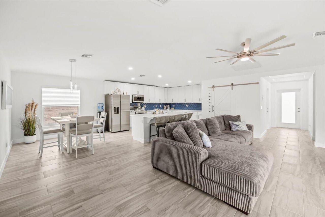 8607 SW 7th Lane, Okeechobee, FL 34974 Photo