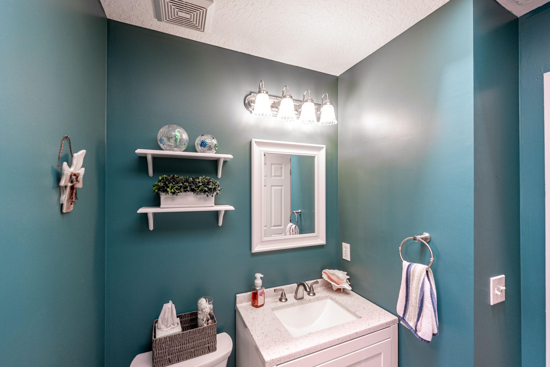 5754 NW Jigsaw Lane, Port Saint Lucie, FL 34986 Photo