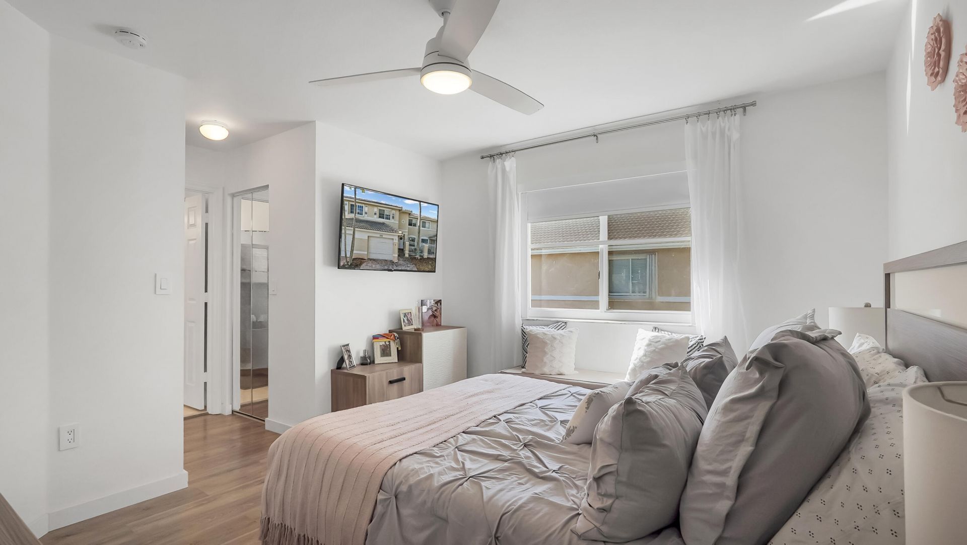 2221 NW 171st Terrace, Unit -, Pembroke Pines, FL 33028 Photo