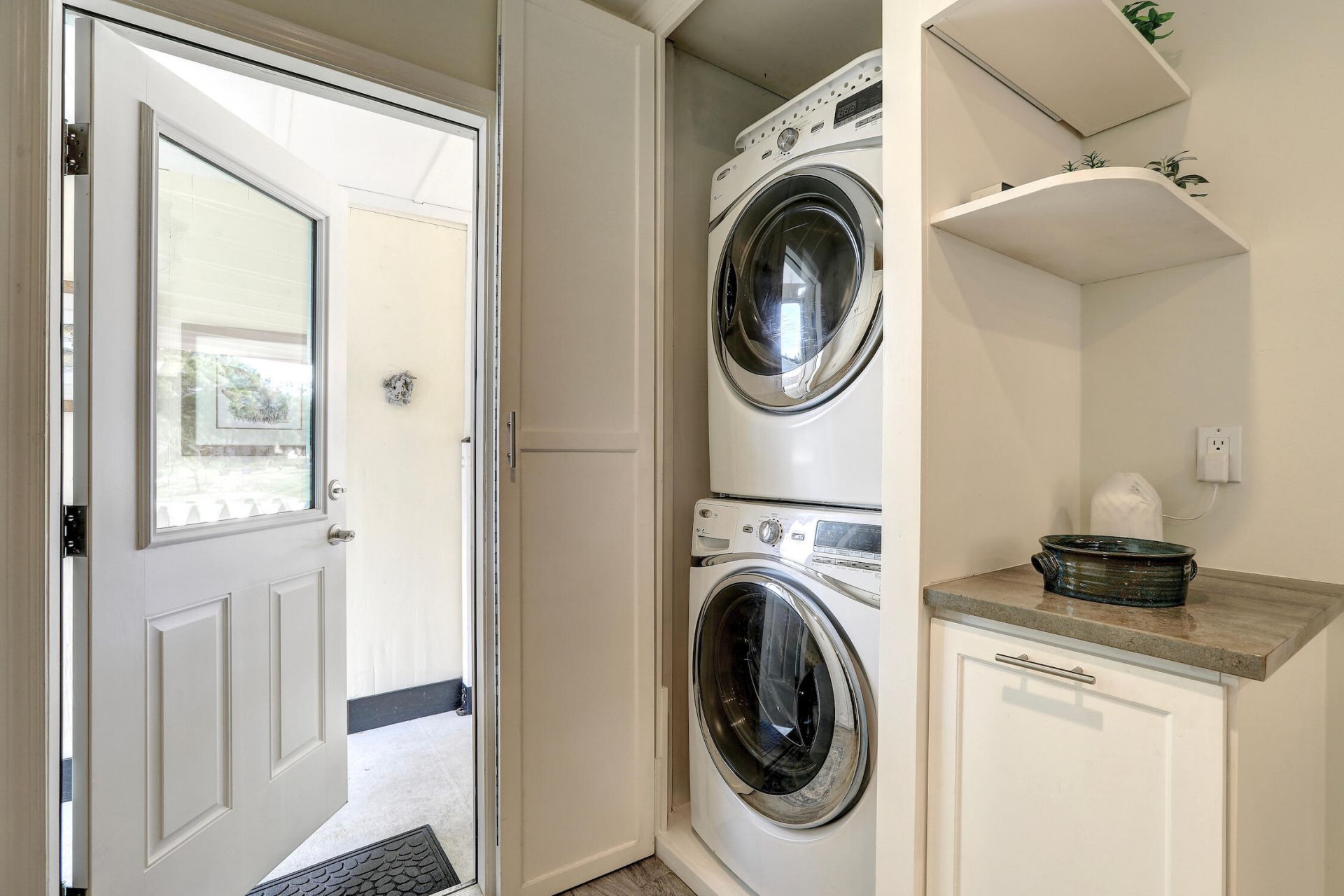 491 Carnival Terrace, Sebastian, FL 32958 Photo