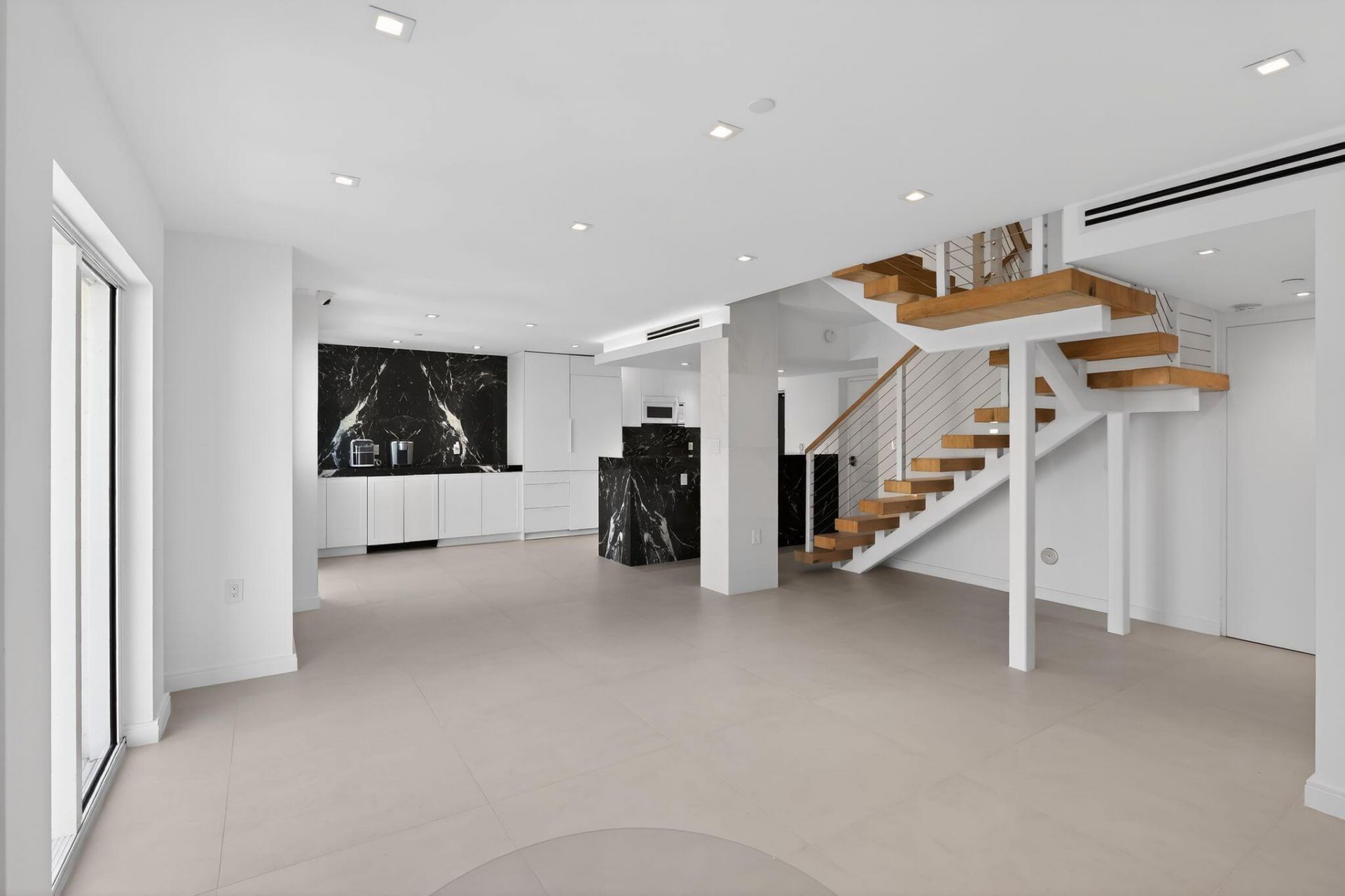 120 Jefferson Avenue, Miami Beach, FL 33139 Photo