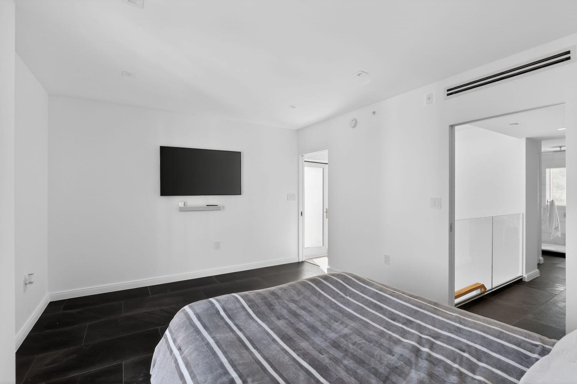 120 Jefferson Avenue, Miami Beach, FL 33139 Photo