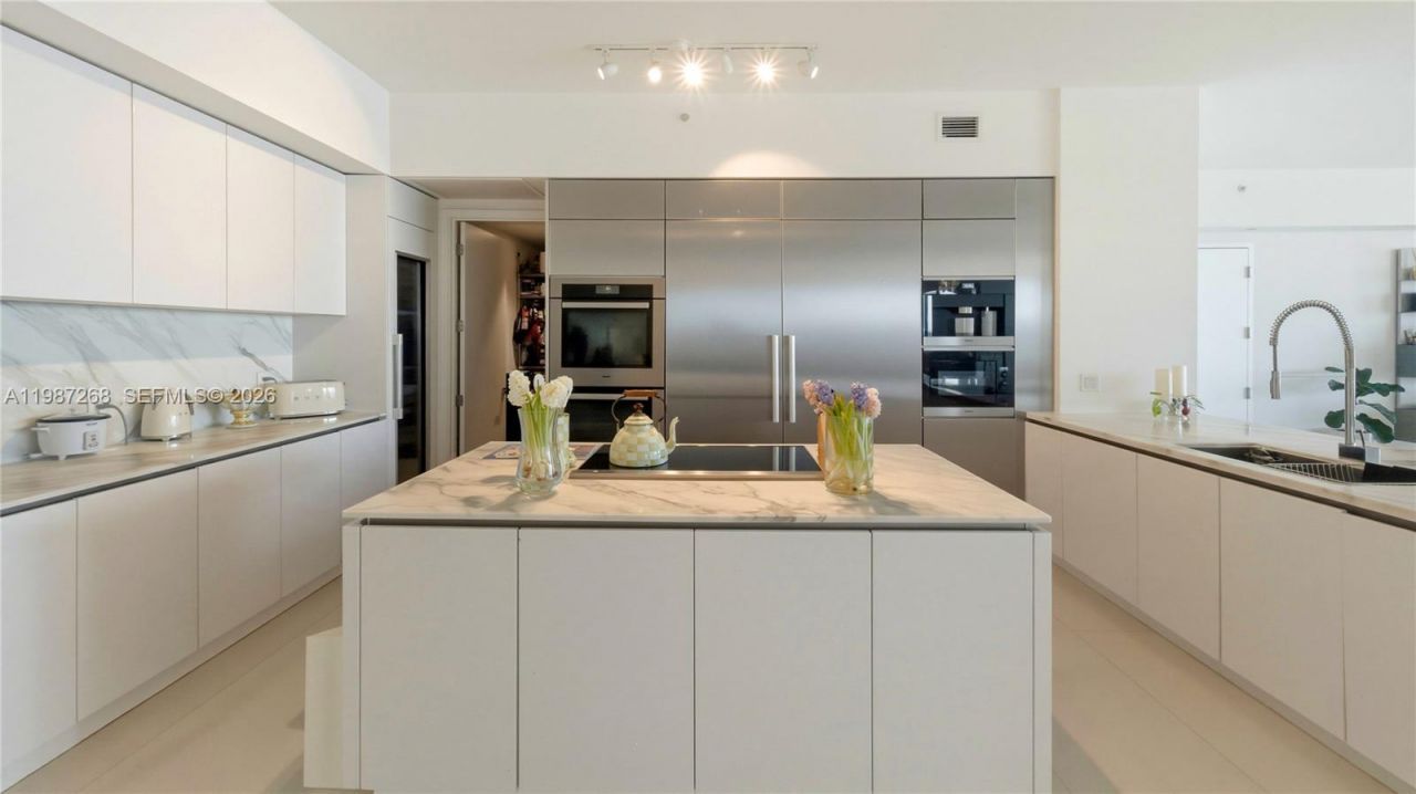 5000 Island Estates Dr, Unit 1201, Aventura, FL 33160 Photo