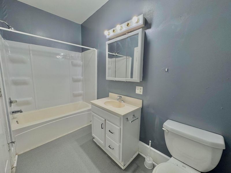 100 Broadway Street, Shelby, OH 44875 Photo 7