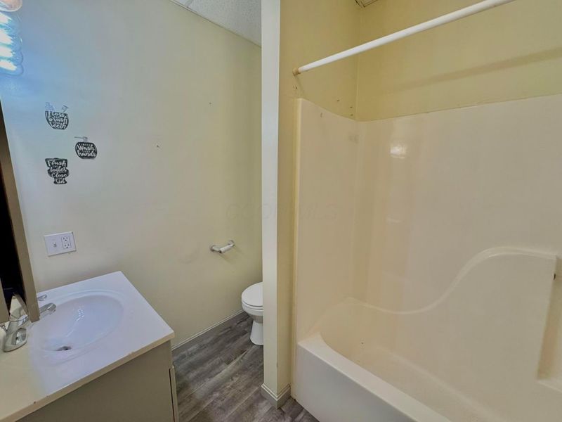 100 1/2 Broadway Street, Shelby, OH 44875 Photo 7