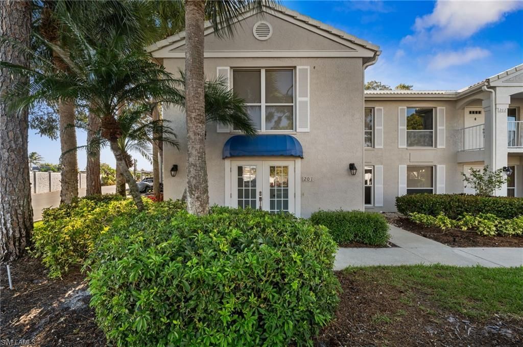 822 Gulf Pavilion Dr , Unit 201, Naples, FL 34108 Photo